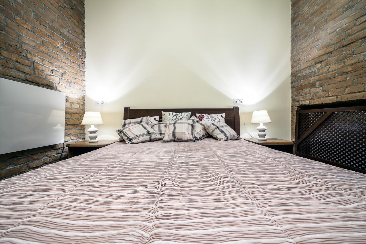 Vip Castle Apartmens Львів Екстер'єр фото